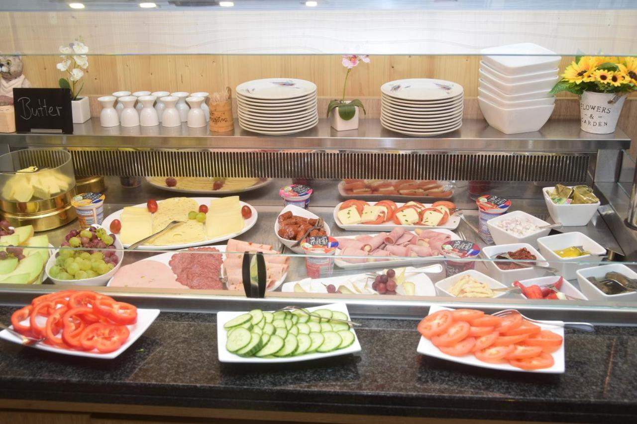 都布里克膳食公寓酒店 韦茨拉尔 外观 照片